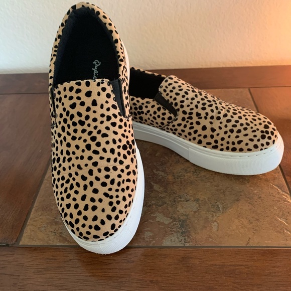 qupid leopard slip on sneakers